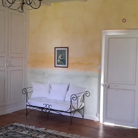 Le Clos De La Garenne 3*