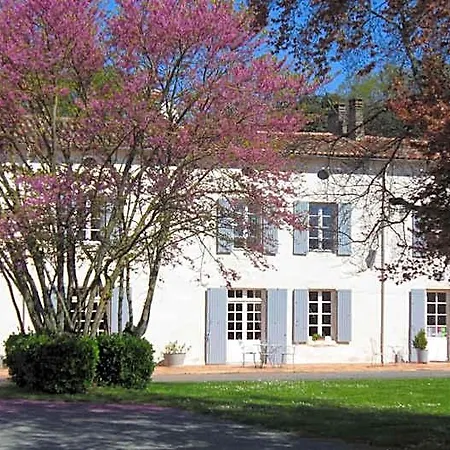 Le Clos De La Garenne Nocleg ze śniadaniem