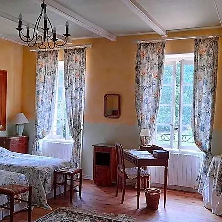 Le Clos De La Garenne 3*