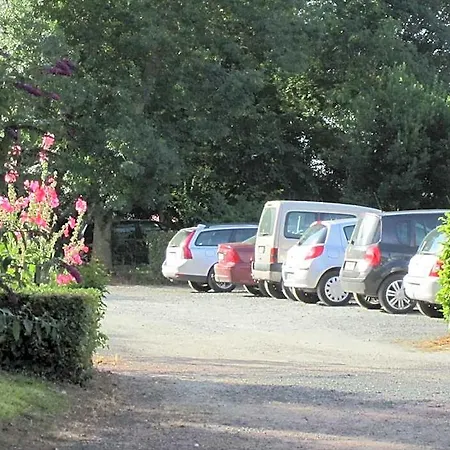 Le Clos De La Garenne 3*