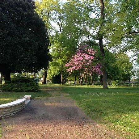 Le Clos De La Garenne 3* Puyravault (Charente-Maritime)