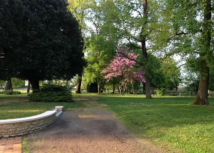 Le Clos De La Garenne 3* Puyravault (Charente-Maritime)