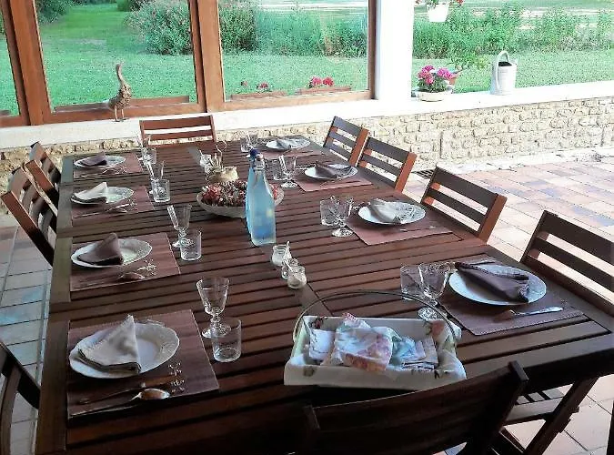 Bed and breakfast Le Clos De La Garenne Puyravault (Charente-Maritime)