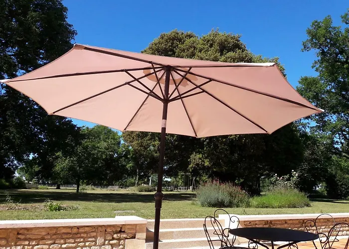 Le Clos De La Garenne Couette-café 3*